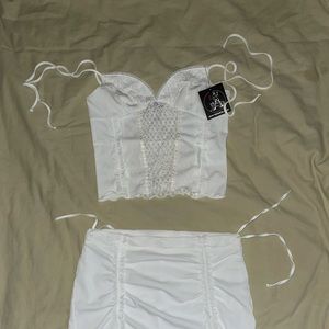 we gangyoung diamond skirt set white size small